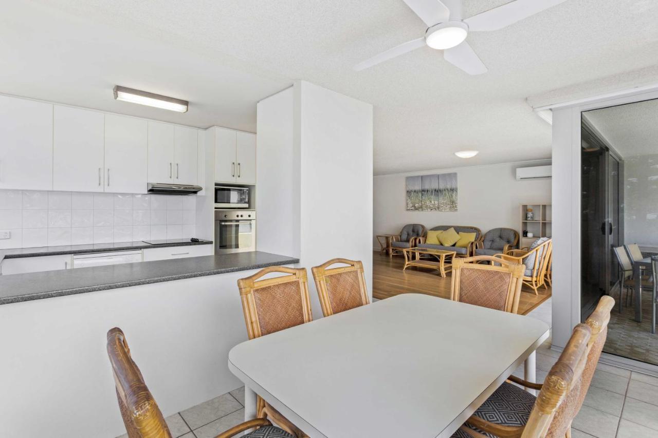 Ambassador Beachfront - Hosted By Burleigh Letting Apartment Gold Coast