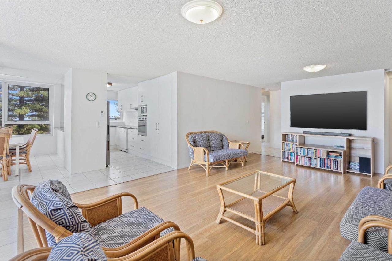 Ambassador Beachfront - Hosted By Burleigh Letting Apartment *