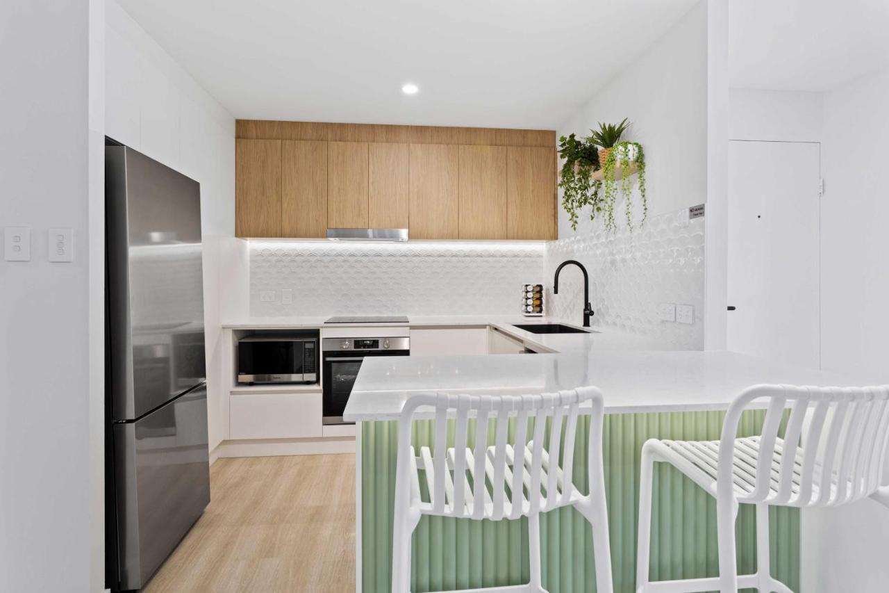 Apartment Beautiful Burleigh Heads 3 Brm Apartment!