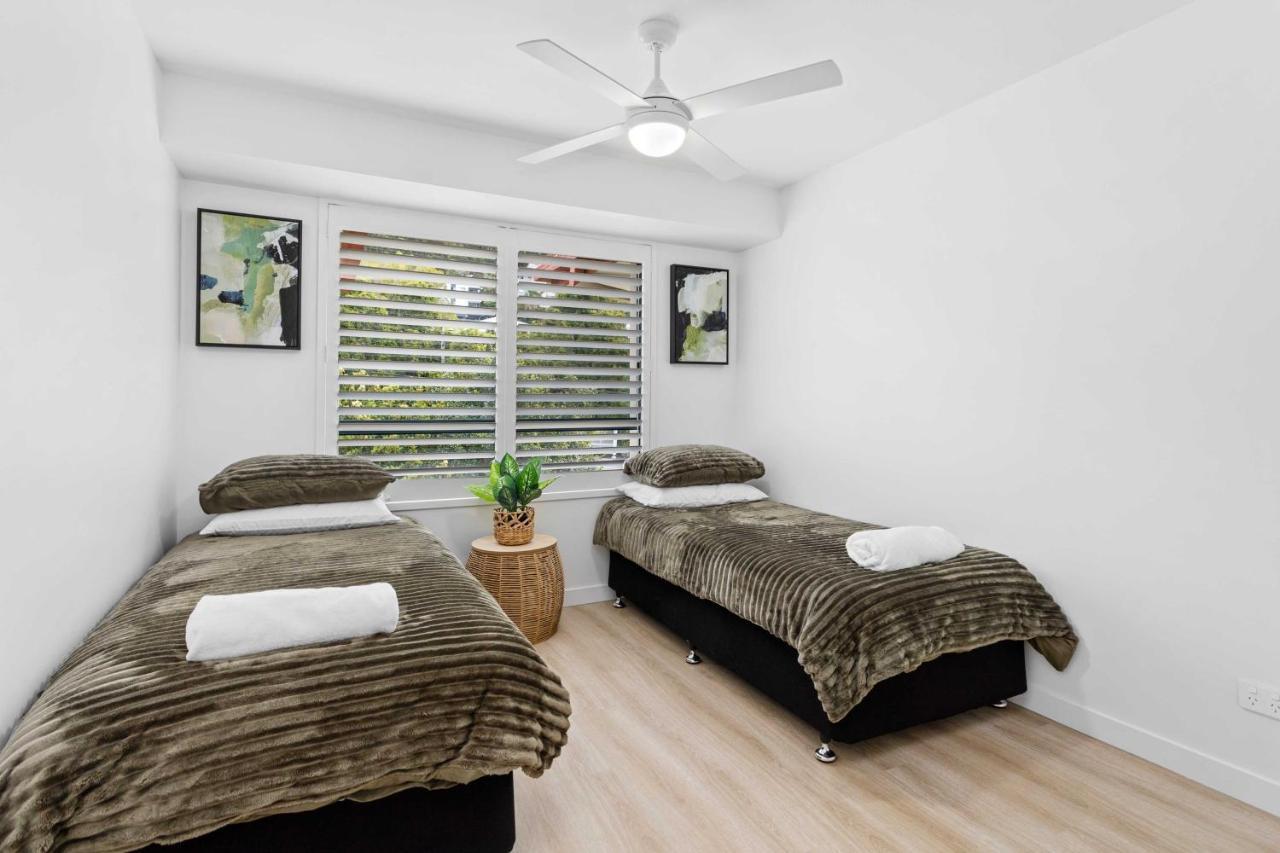 Beautiful Burleigh Heads 3 Brm Apartment! Gold Coast