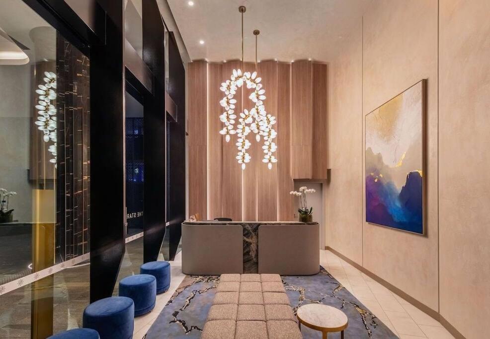 Luxury 1br Apt In Broadbeach - S Casino Residences * Gold Coast