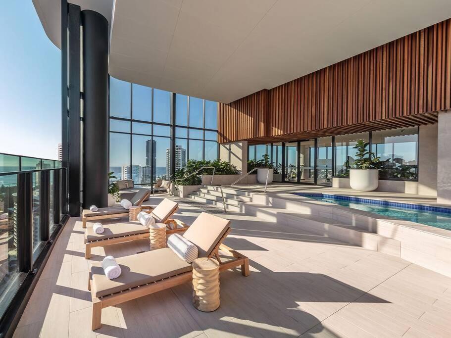 Luxury 1br Apt In Broadbeach - S Casino Residences Apartment *