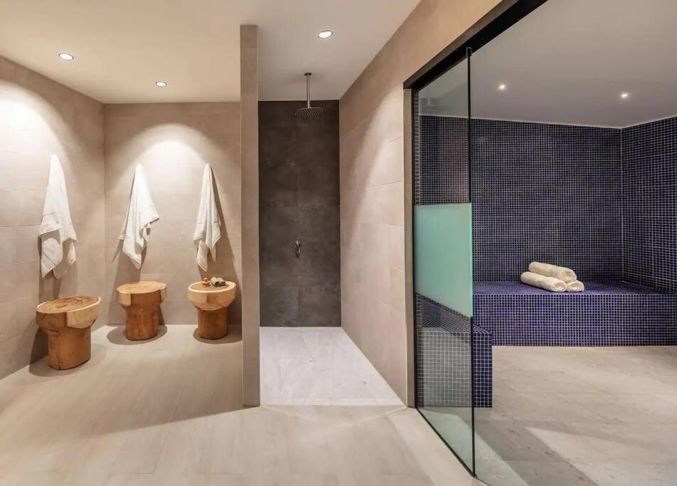 Luxury 1br Apt In Broadbeach - S Casino Residences * Gold Coast