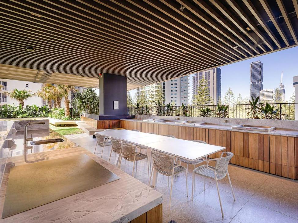 Apartment Signature Broadbeach - Gclr Gold Coast