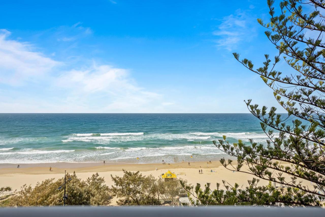 Unbeatable View - Charming Chateau Beachside Apartment Gold Coast
