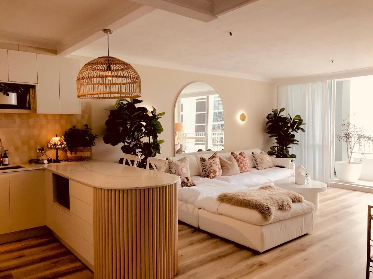 Indi 500 Trackside 2 Bed Apartment *
