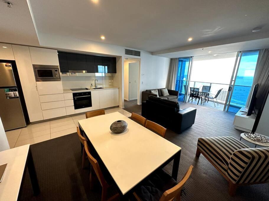 5bd Hilton - Massive Lux Aprt Apartment Gold Coast
