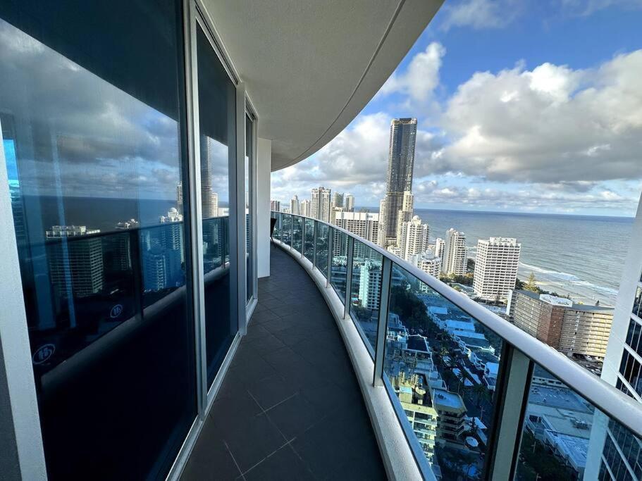 5bd Hilton - Massive Lux Aprt Apartment