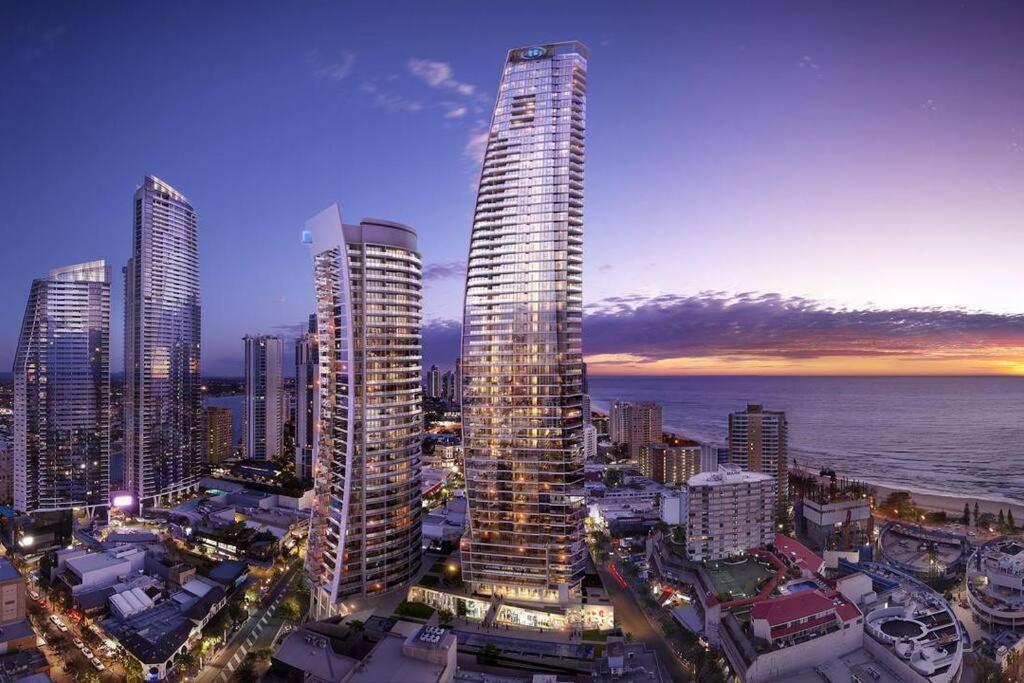 5bd Hilton - Massive Lux Aprt *