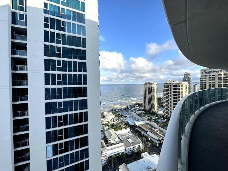 5bd Hilton - Massive Lux Aprt Apartment