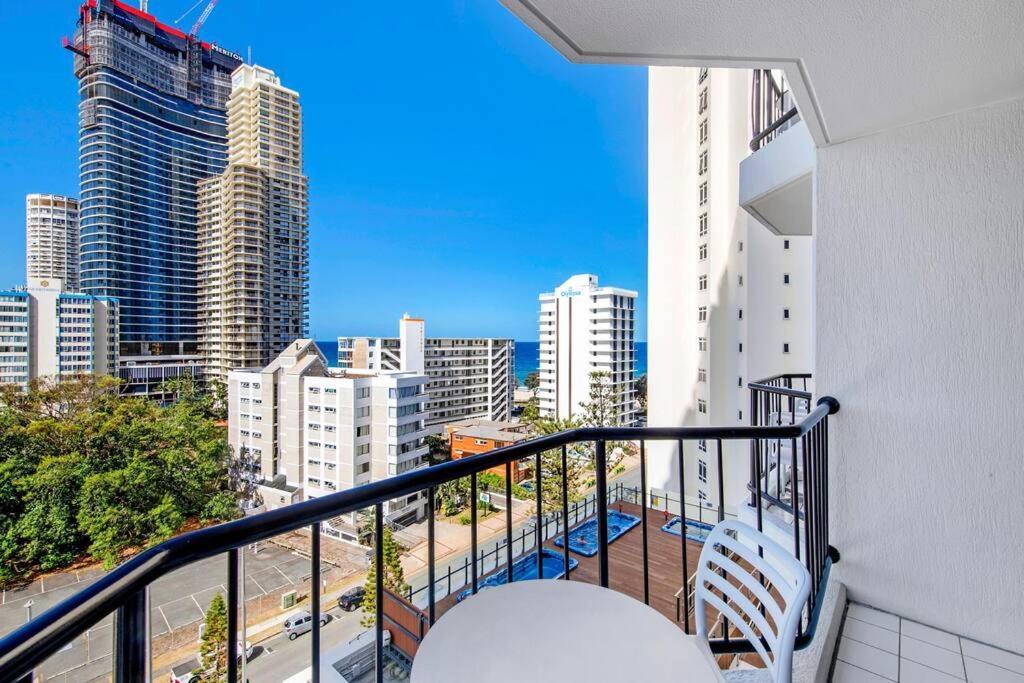 Apartment At Mantra On View Gold Coast