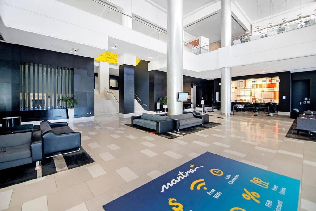 Apartment At Mantra On View