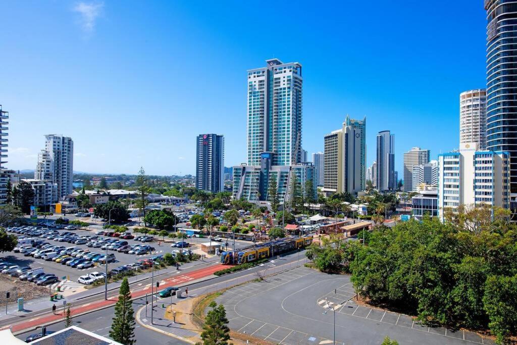 Apartment At Mantra On View