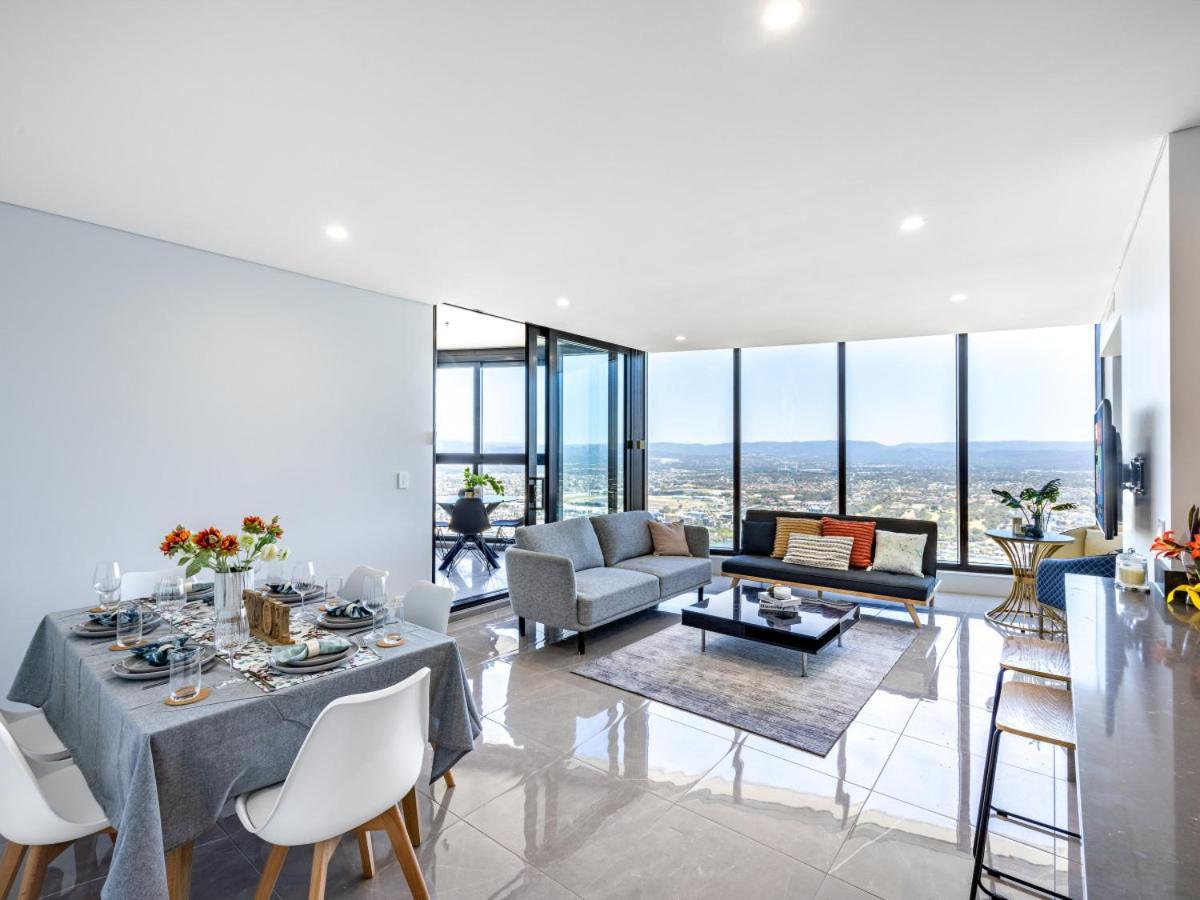Views From Clouds New Skyhome In Luxury Apartment *