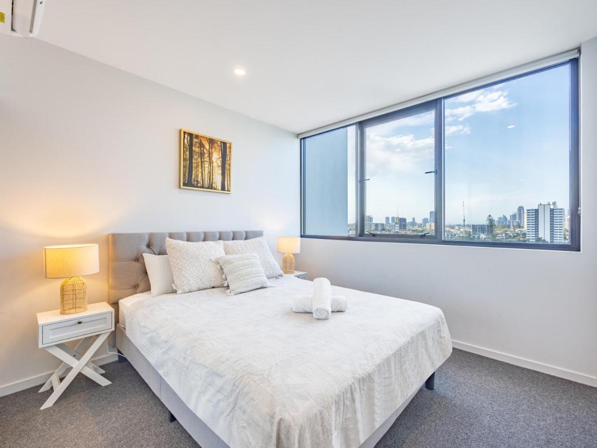 Riverside 2br Delicate Apartment Gold Coast