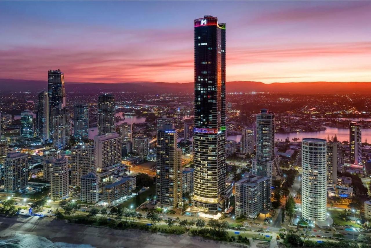 Views From Clouds New Skyhome In Luxury Gold Coast