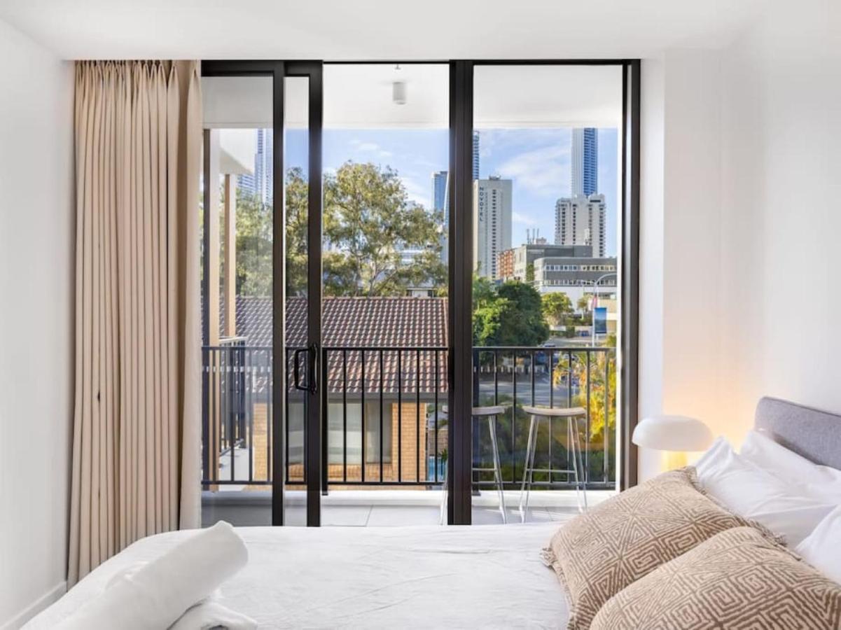 Comfortable 1br With Pool And Carpark Apartment *