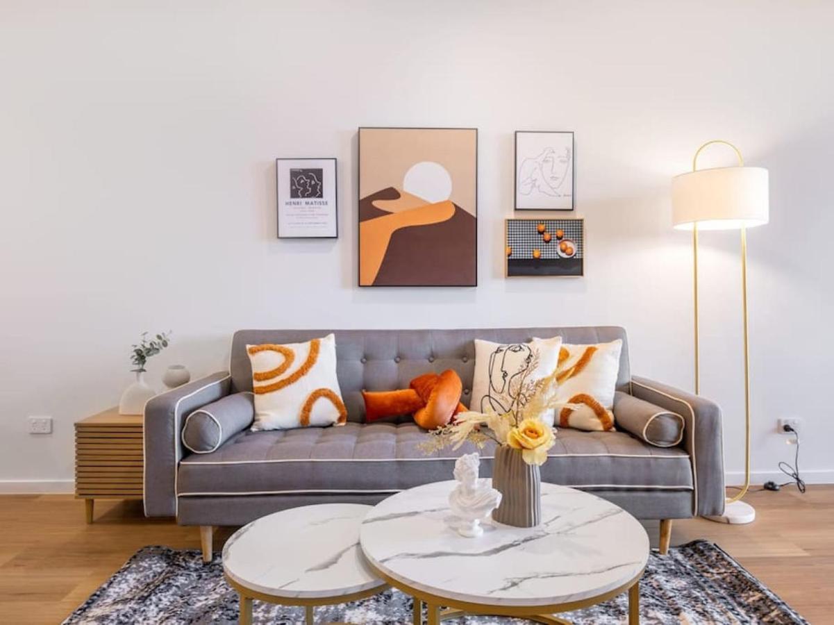 Apartment Brandnew Two Bed In Surfers Paradise With Carpark Gold Coast