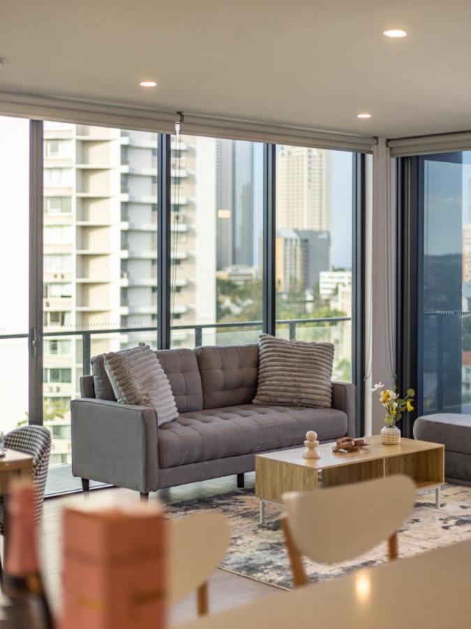 Apartment Riverside 2br Delicate Gold Coast
