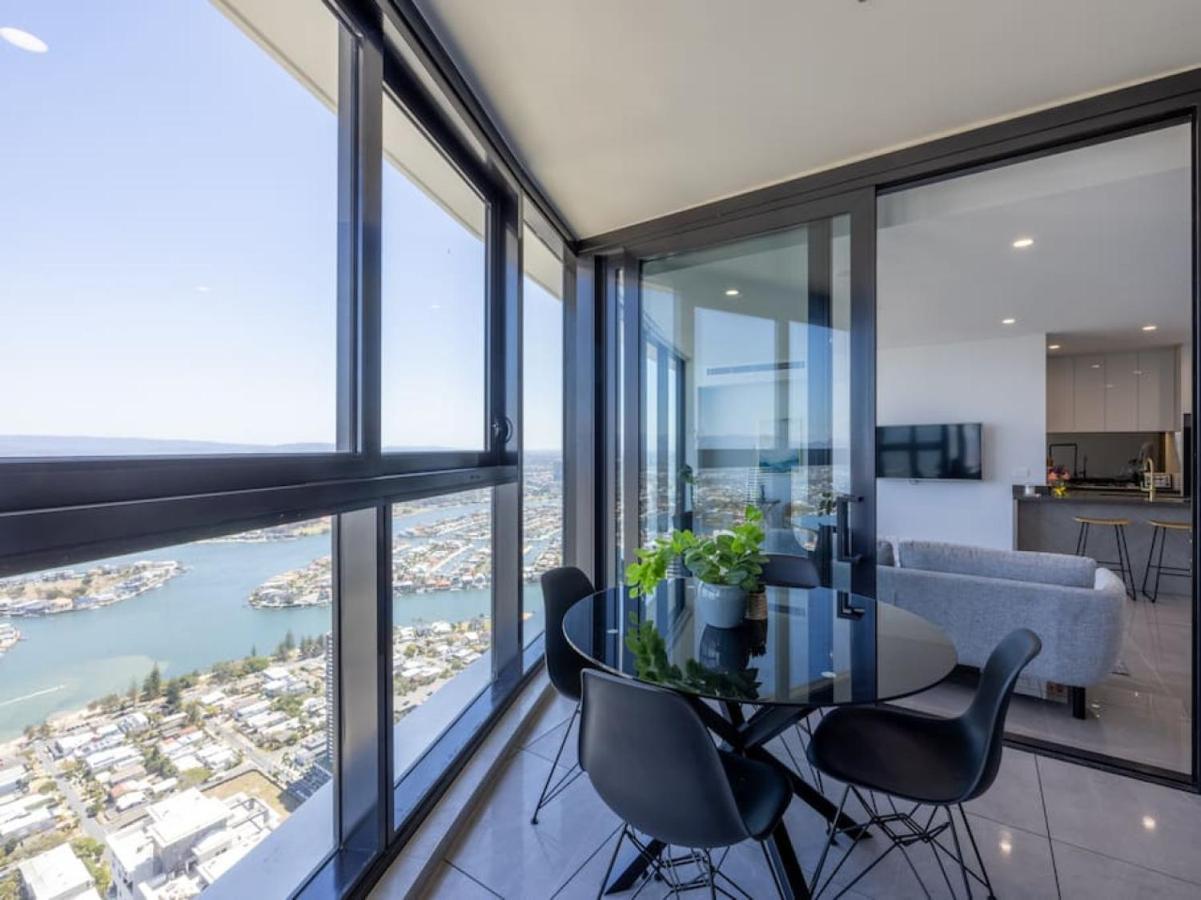 Views From Clouds New Skyhome In Luxury Gold Coast