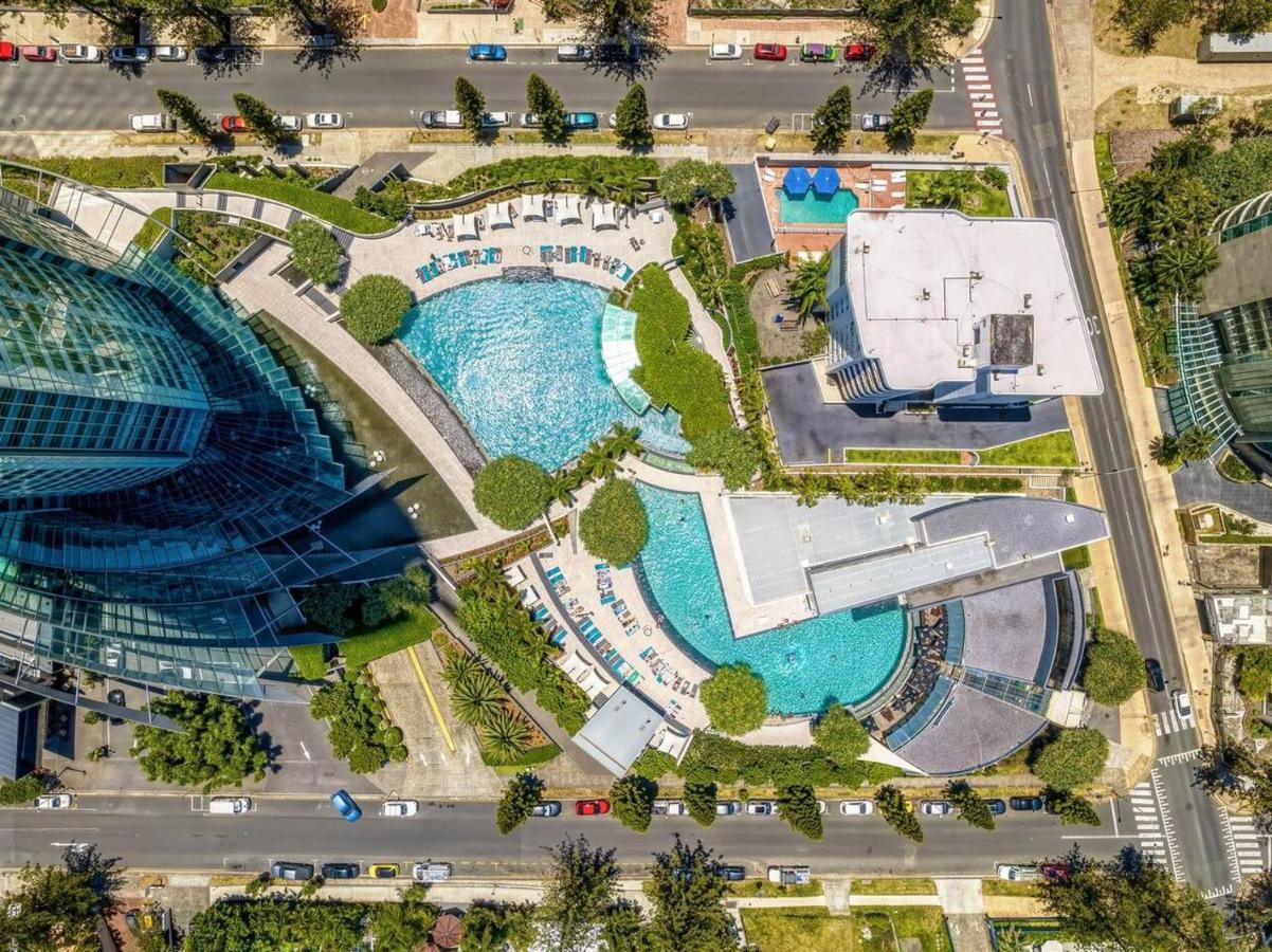 Blue Abyss - Panoramic Haven At Lavish & Apartment *