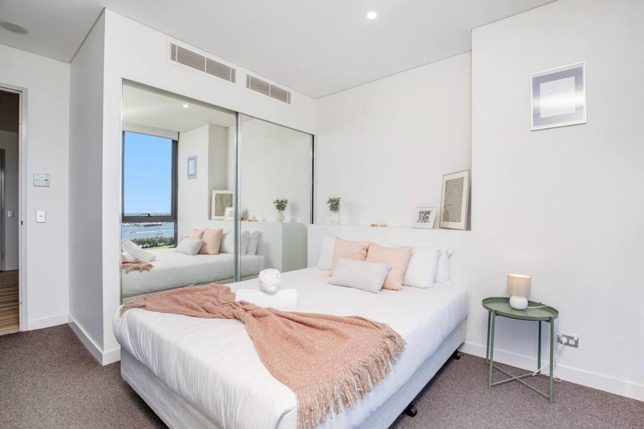 Apartment Como Prestige Breathtaking Southport Sundale Gold Coast