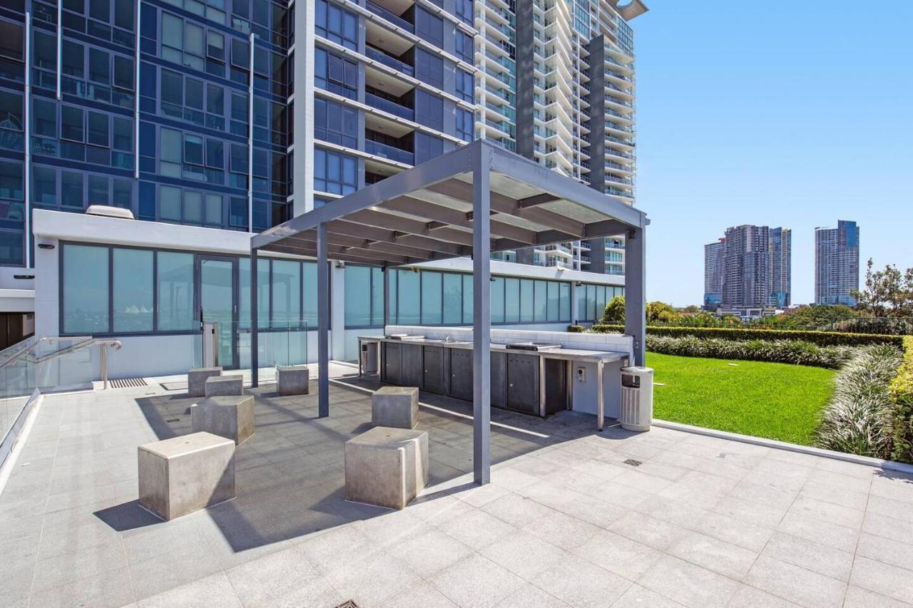 Apartment Como Prestige Breathtaking Southport Sundale *