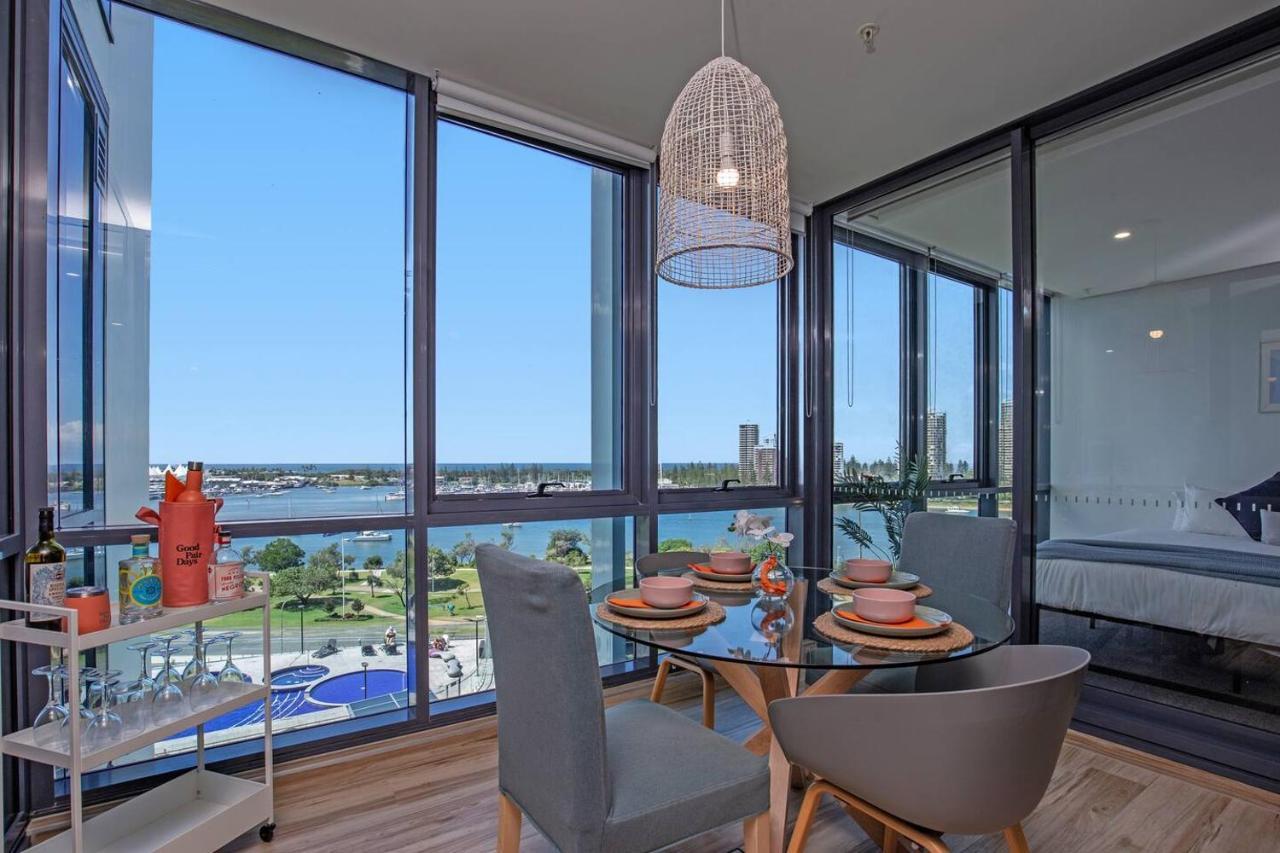 Como Prestige Breathtaking Southport Sundale Apartment Gold Coast