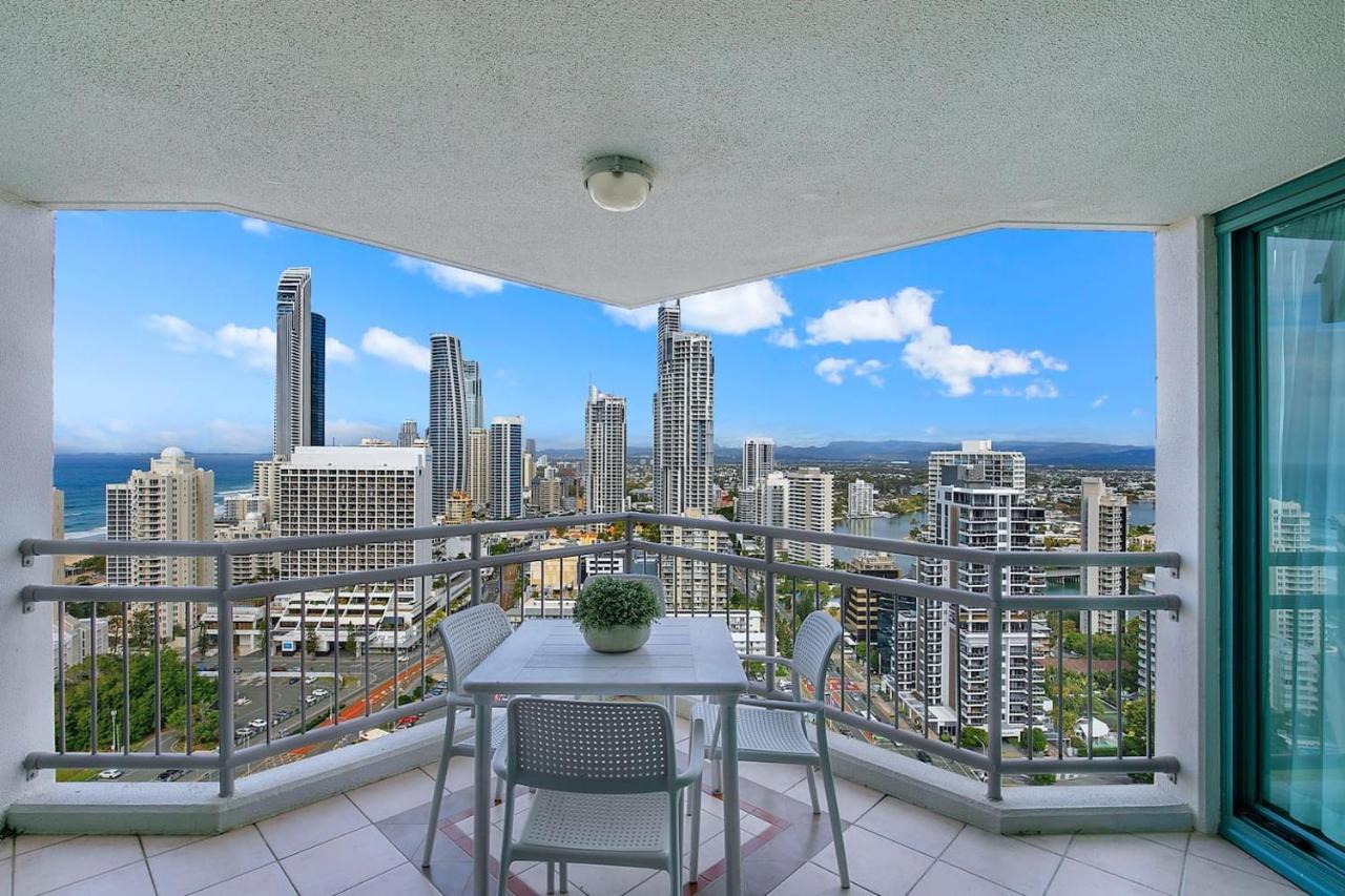 Energy And Poolside Serenity At Surfers Apartment Gold Coast