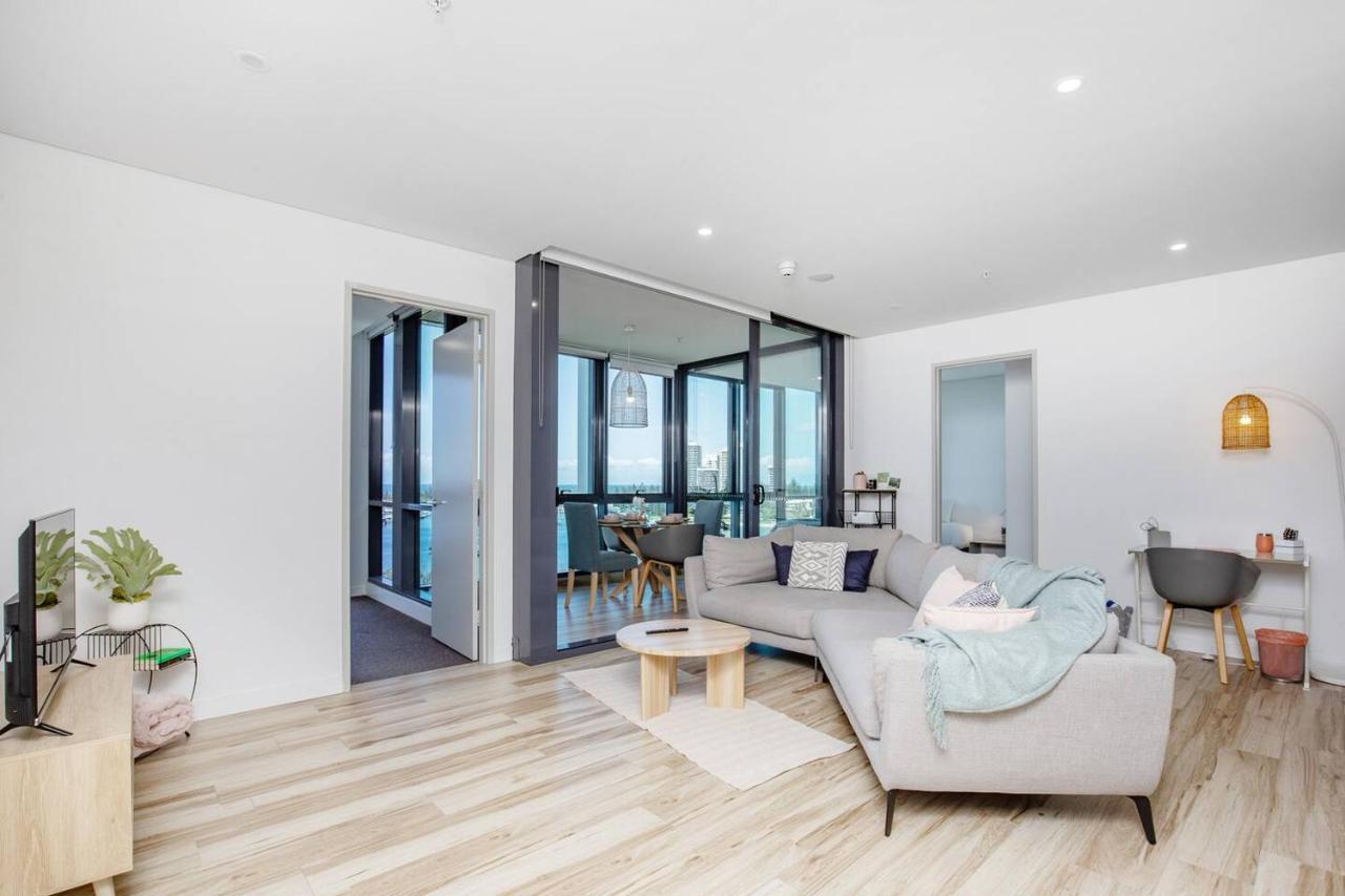 Apartment Como Prestige Breathtaking Southport Sundale Gold Coast