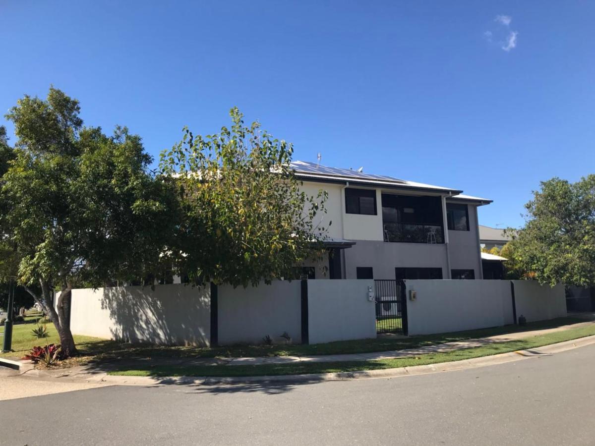 Luxury House In Heart Of Hopeisland Villa Gold Coast