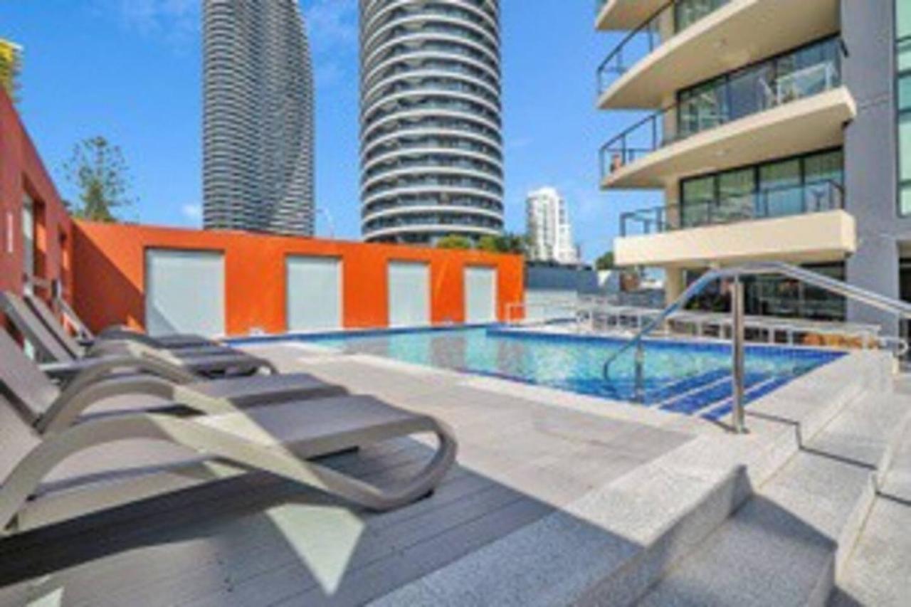 Apartment Glam & Stylish Broadbeach 2br Gold Coast