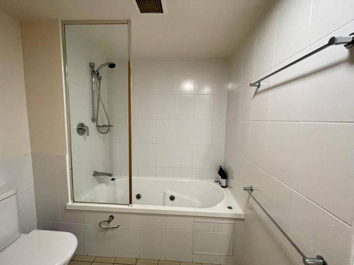 Apartment Glam & Stylish Broadbeach 2br Gold Coast