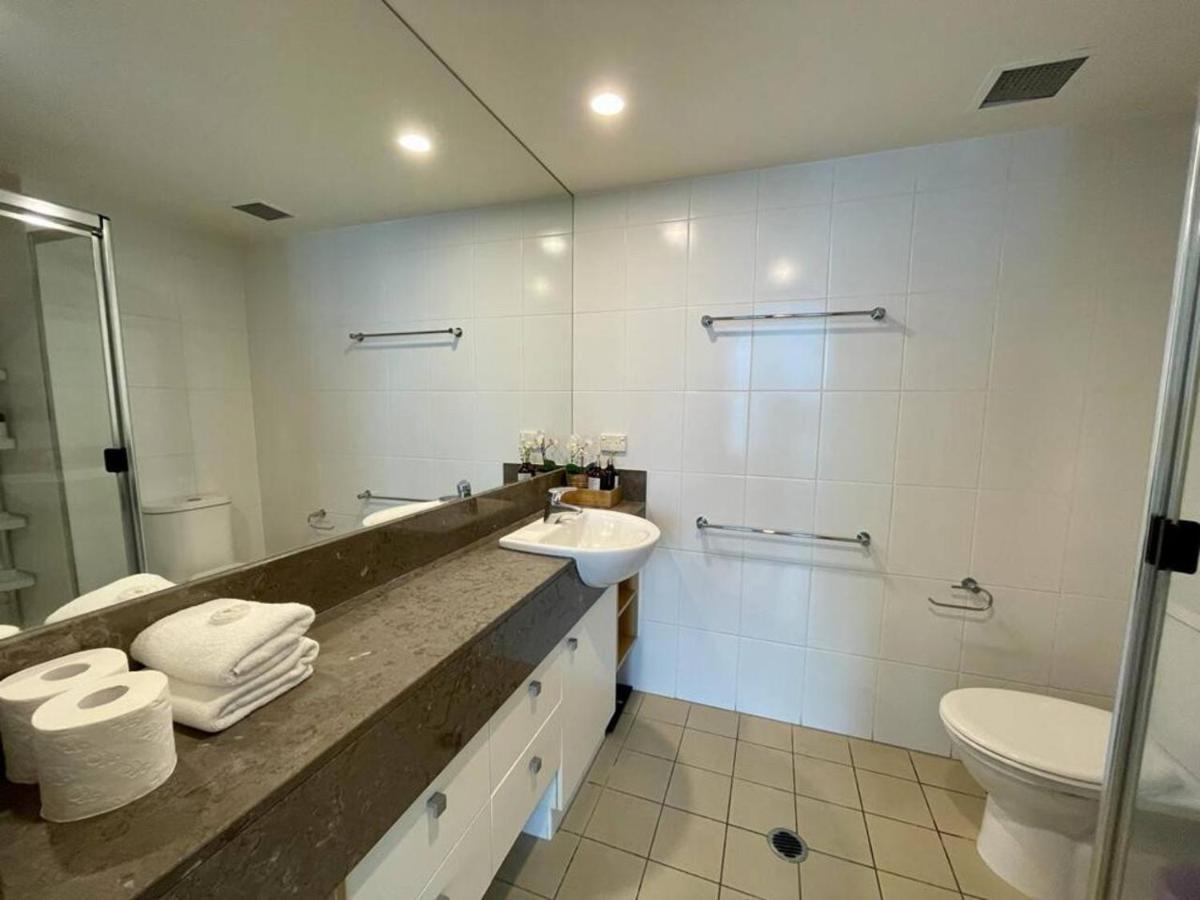 Apartment Glam & Stylish Broadbeach 2br *