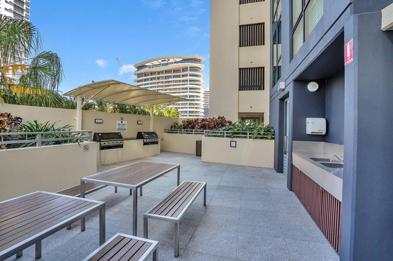 Glam & Stylish Broadbeach 2br Apartment Gold Coast