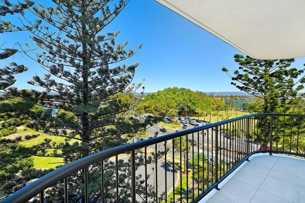 Bright 2b2b W/spectacular Main River Views Apartment *