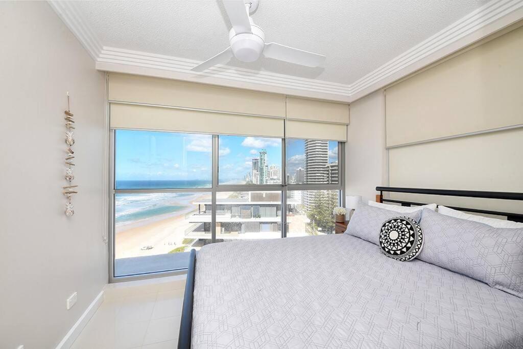 Apartment Spectacular Luxury Beachfront