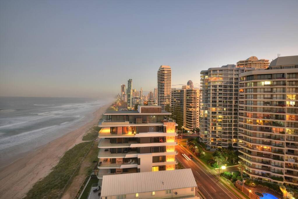 Spectacular Luxury Beachfront Apartment