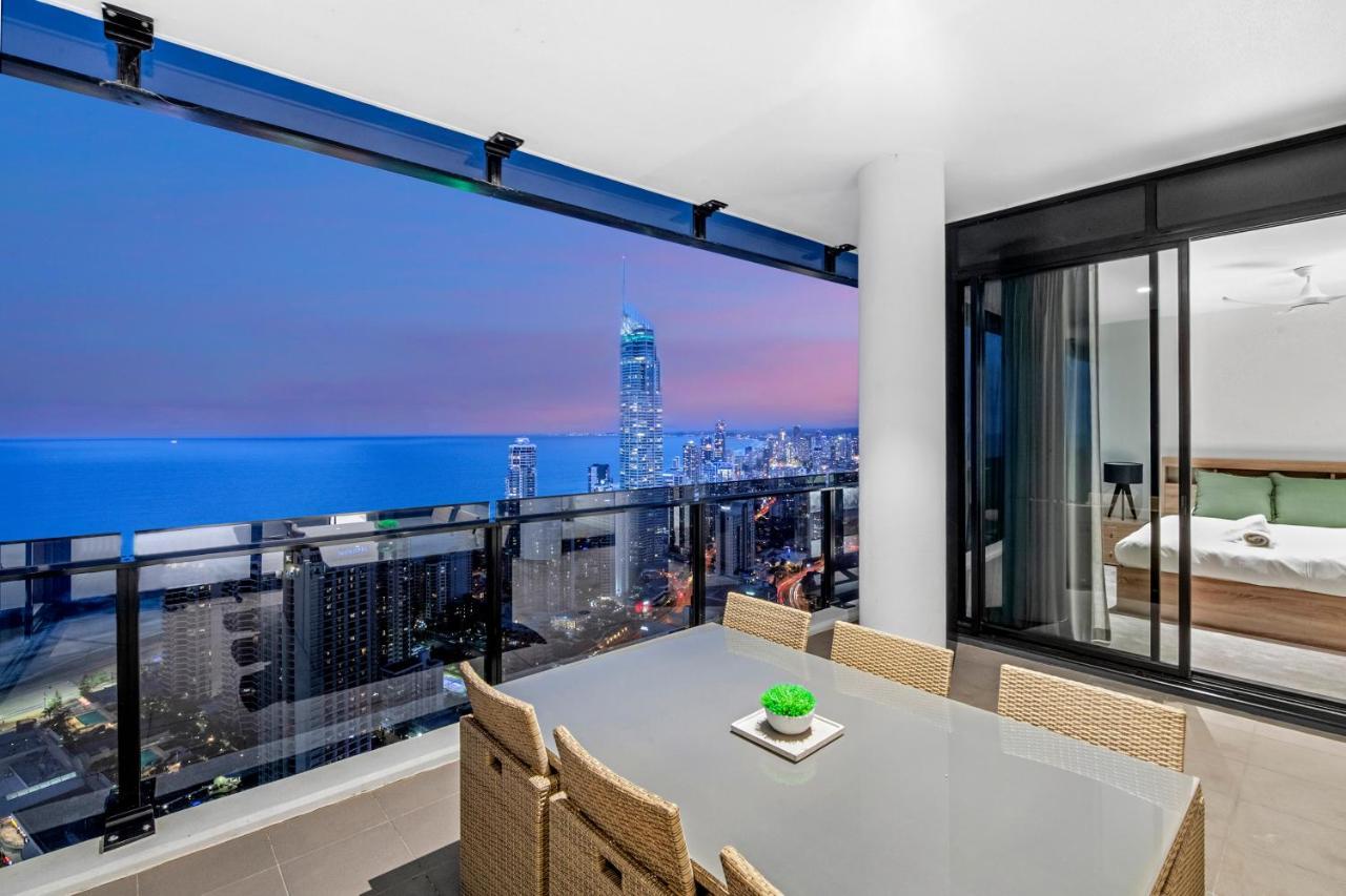 Circle On Cavill Sky High Ocean View Sub-penthouses - Self Contained & Privately Managed - Wow * Gold Coast