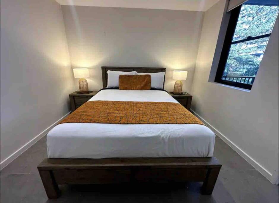 Brand New 1 Block From 2 Bed Aprt Apartment