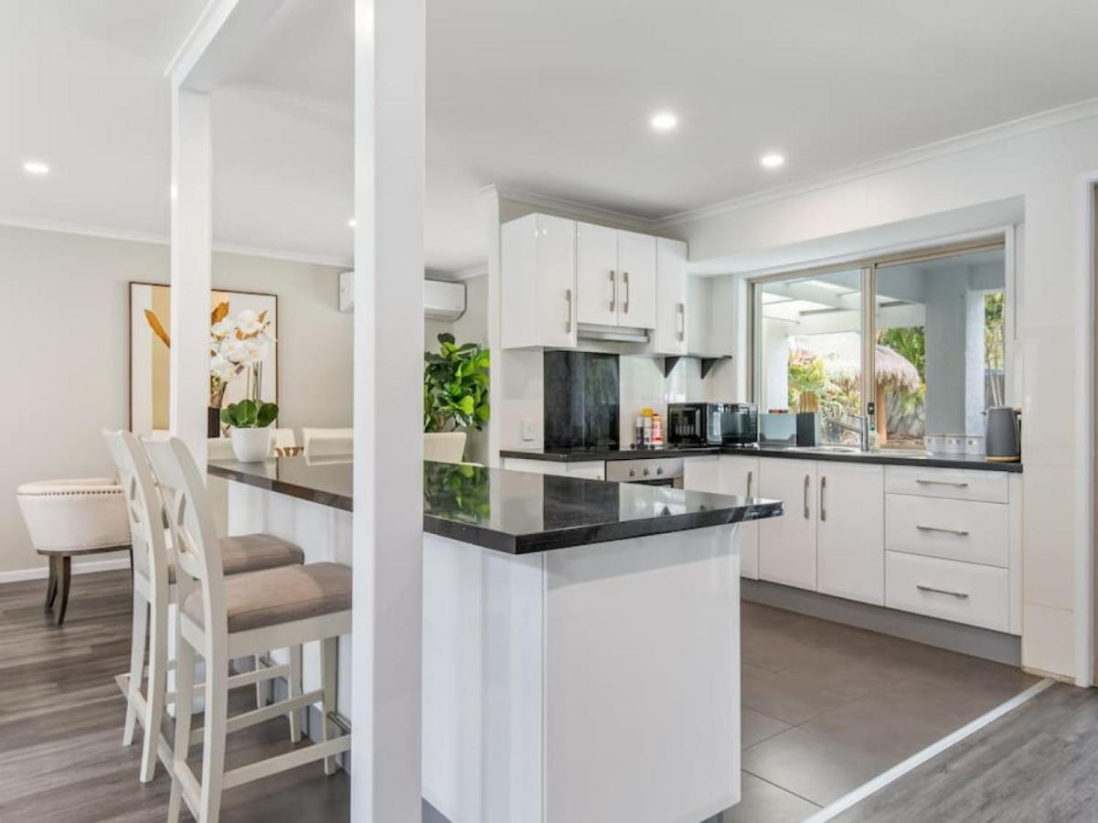 Luxury 5br Retreat Family House With Pool In Gc Holiday home *