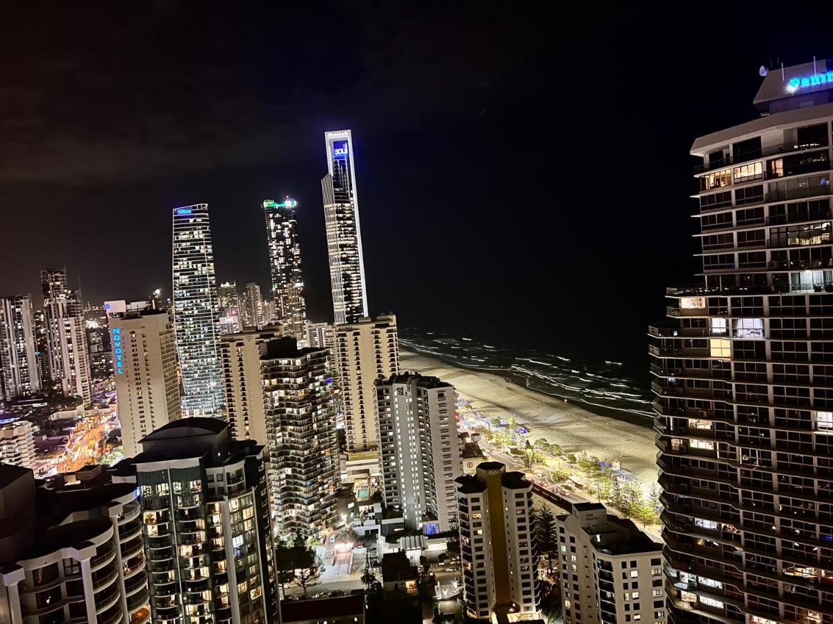 Apartment L55 Luxury 4Br City And Ocean View Apartment With Spa Gold Coast