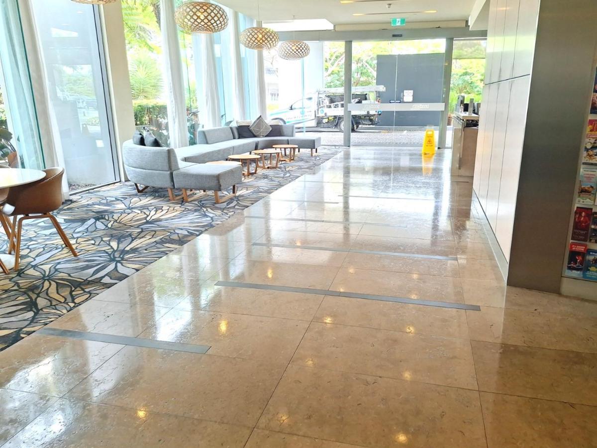 Broadbeach On The Park 2-bedroom * Gold Coast