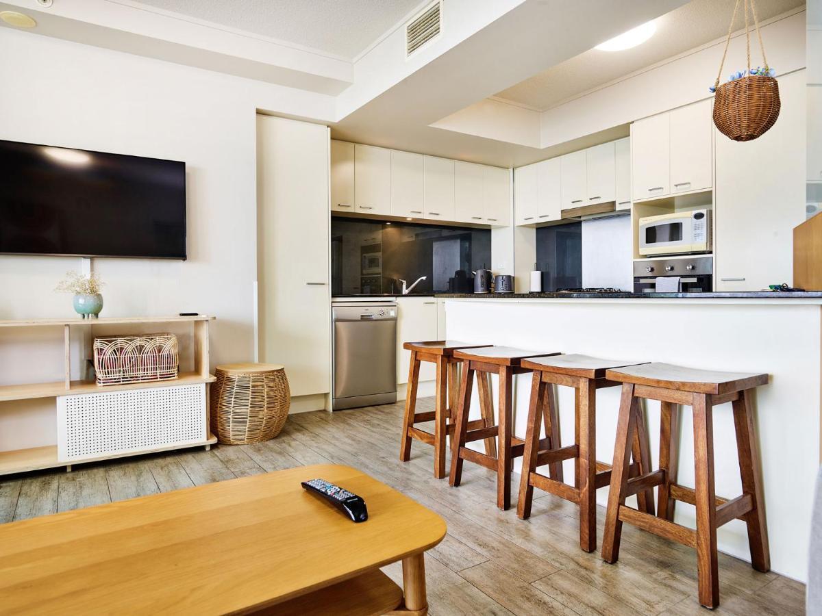 Broadbeach On The Park 2-bedroom