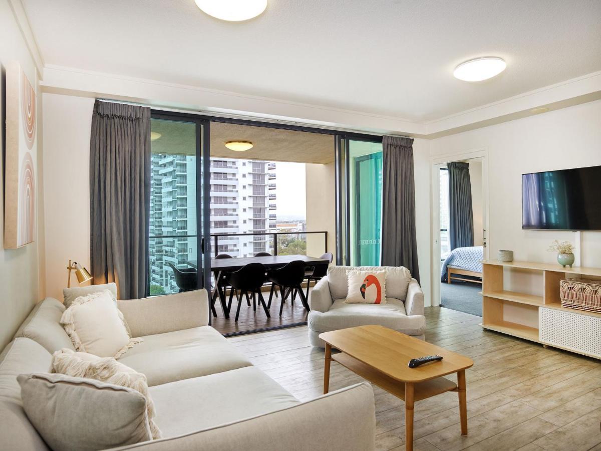 Broadbeach On The Park 2-bedroom Gold Coast