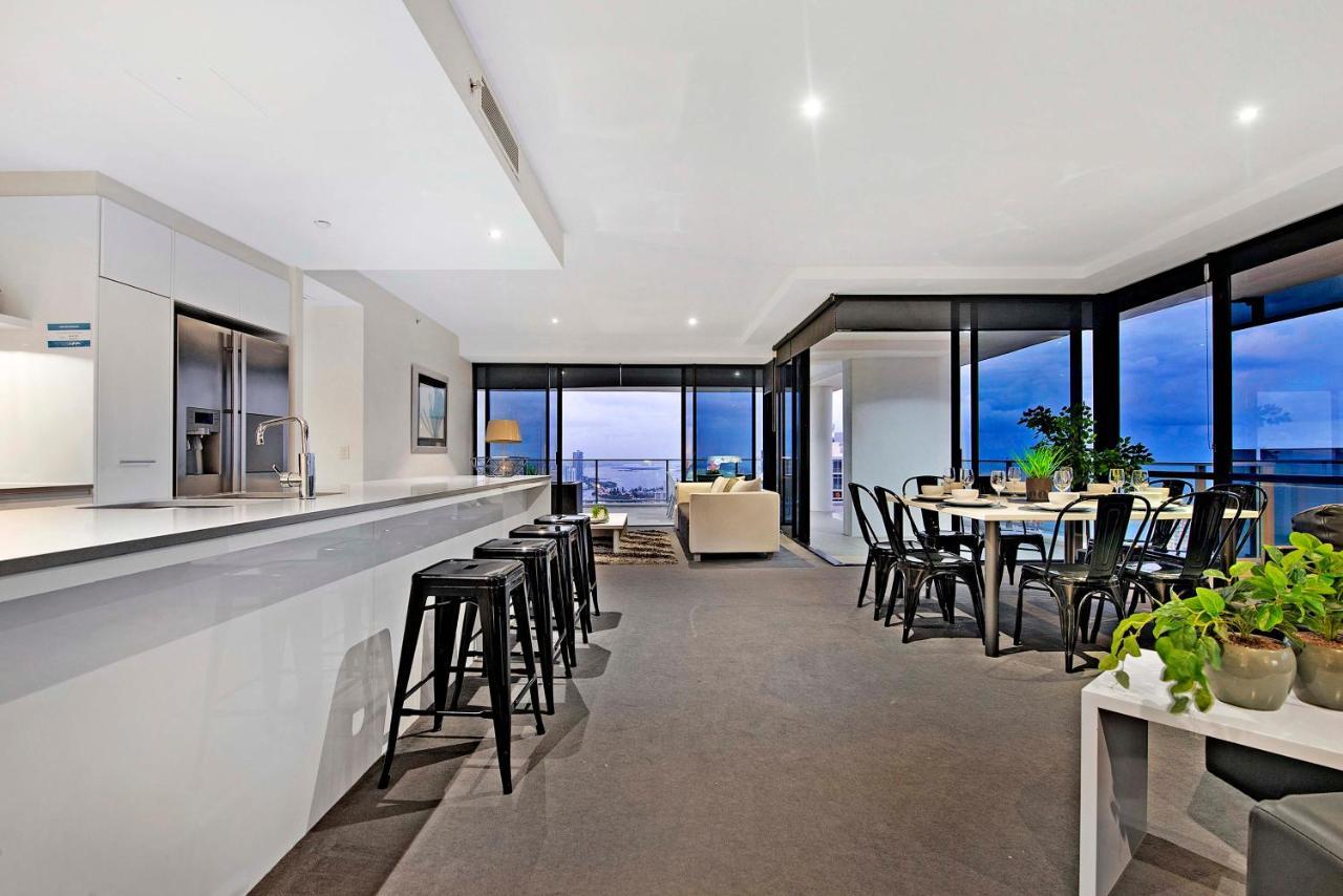Levels 47 - 49 - Sub Penthouses At Circle On Cavill - Privately Managed