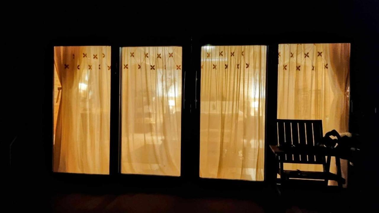 Guest house Healing Garden - California King Bed - Uluwatu Gold Coast