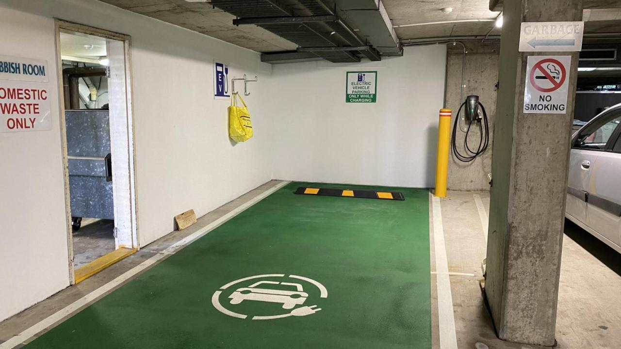 Apartment The Midtown - Modern Oasis With Ev Charging Pool Netflix *