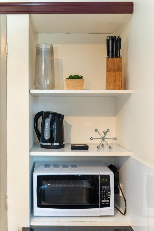 Apartment The Midtown - Modern Oasis With Ev Charging Pool Netflix Gold Coast