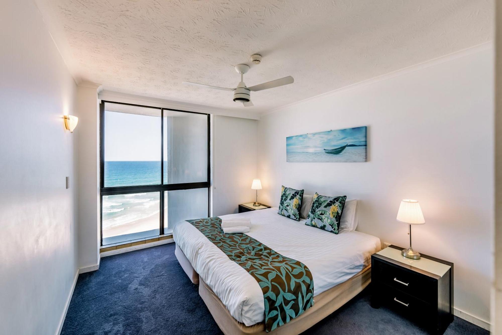 Olympus Beachfront Aparthotel 3*
